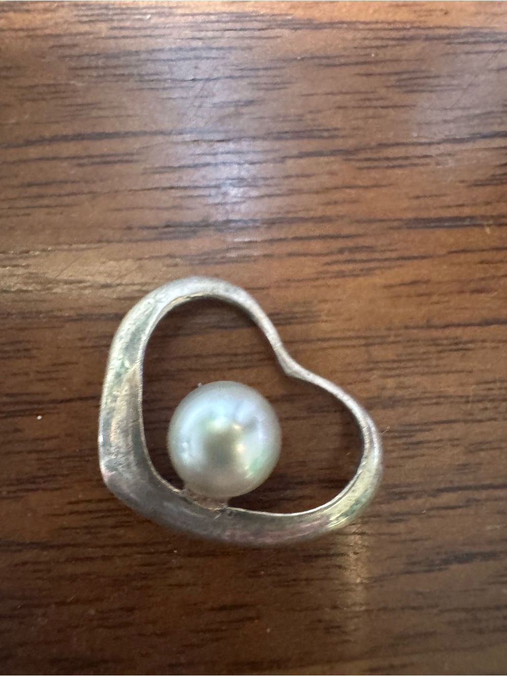 Sterling silver vintage heart pendant with pearl